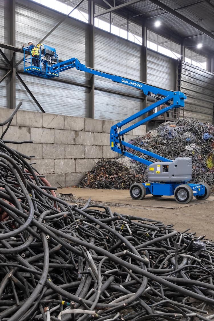 Articulating Boom Lifts